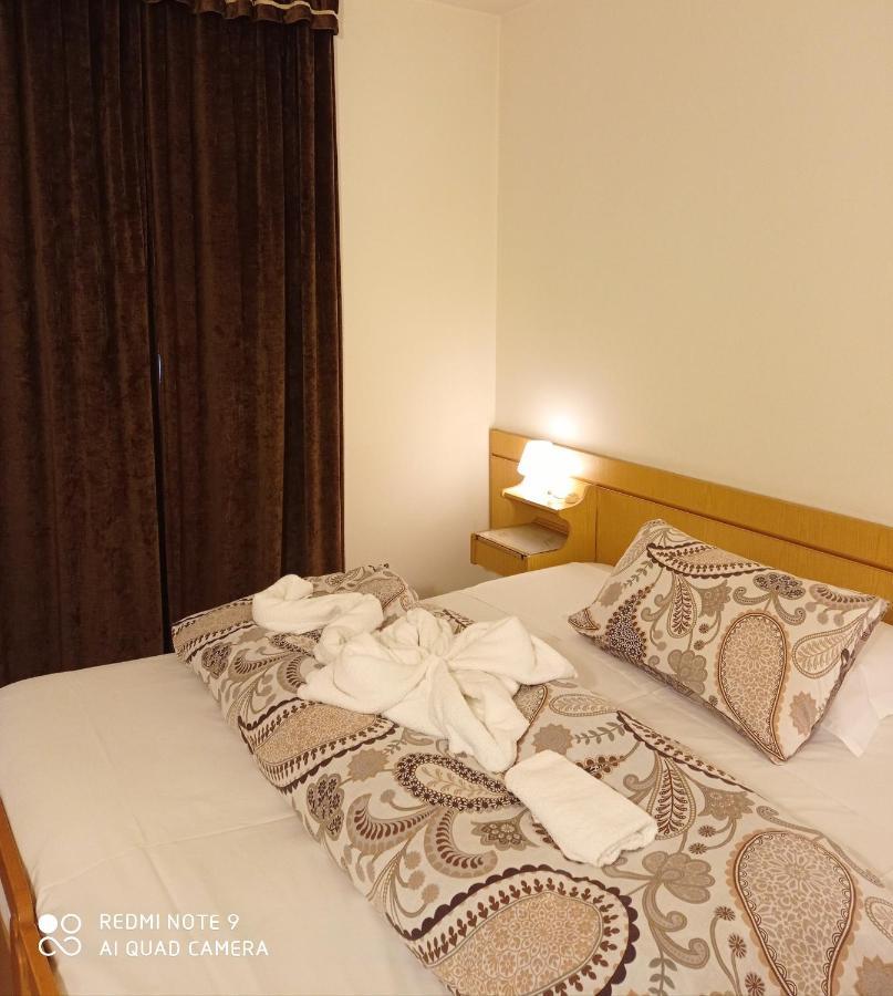 Mini hotel Quincinetto エクステリア 写真